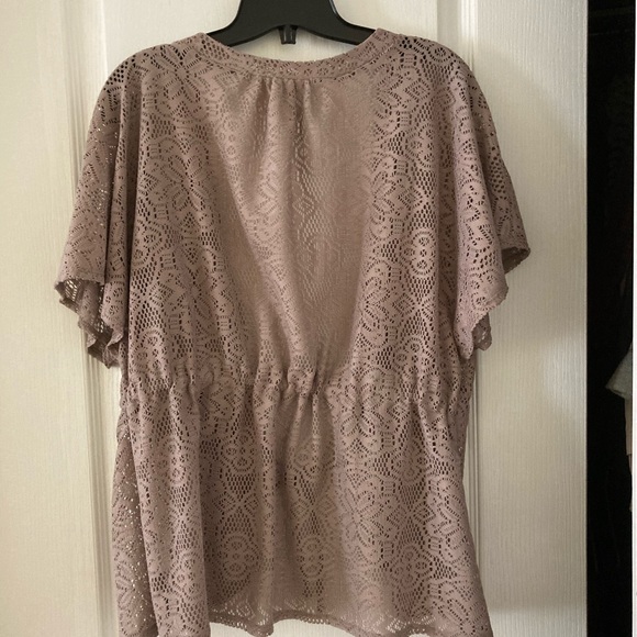 Beige cover up - Picture 2 of 2